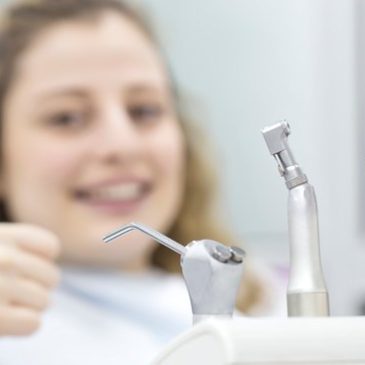 What’s Sedation Dentistry? How Can It Help Patients To Handle Dental Anxiety?