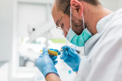 Dental_implant_trucare