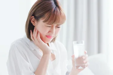 Here’s-everything-that-you-need-to-know-about-teeth-sensitivity